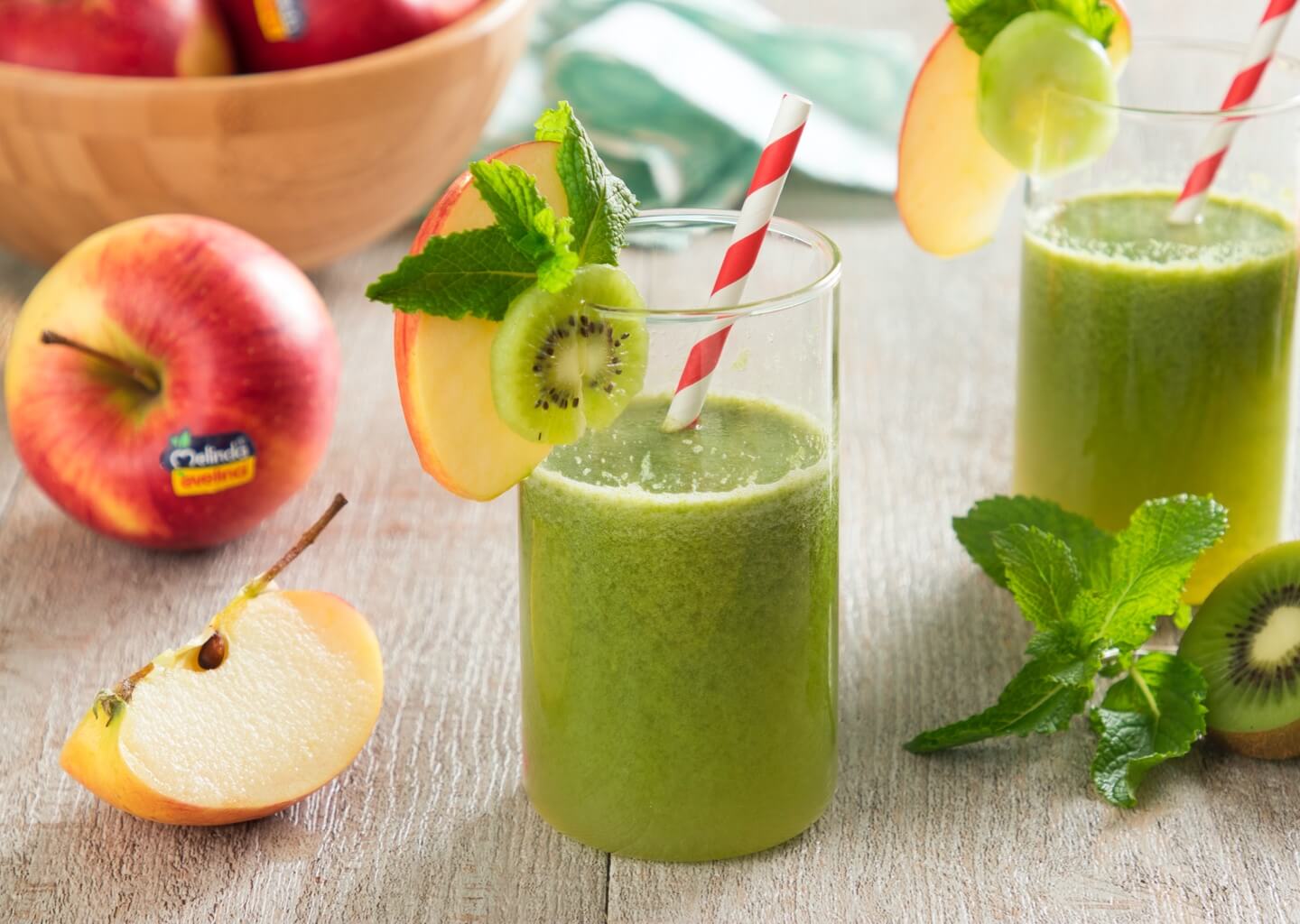 Nước ép kiwi táo đỏ