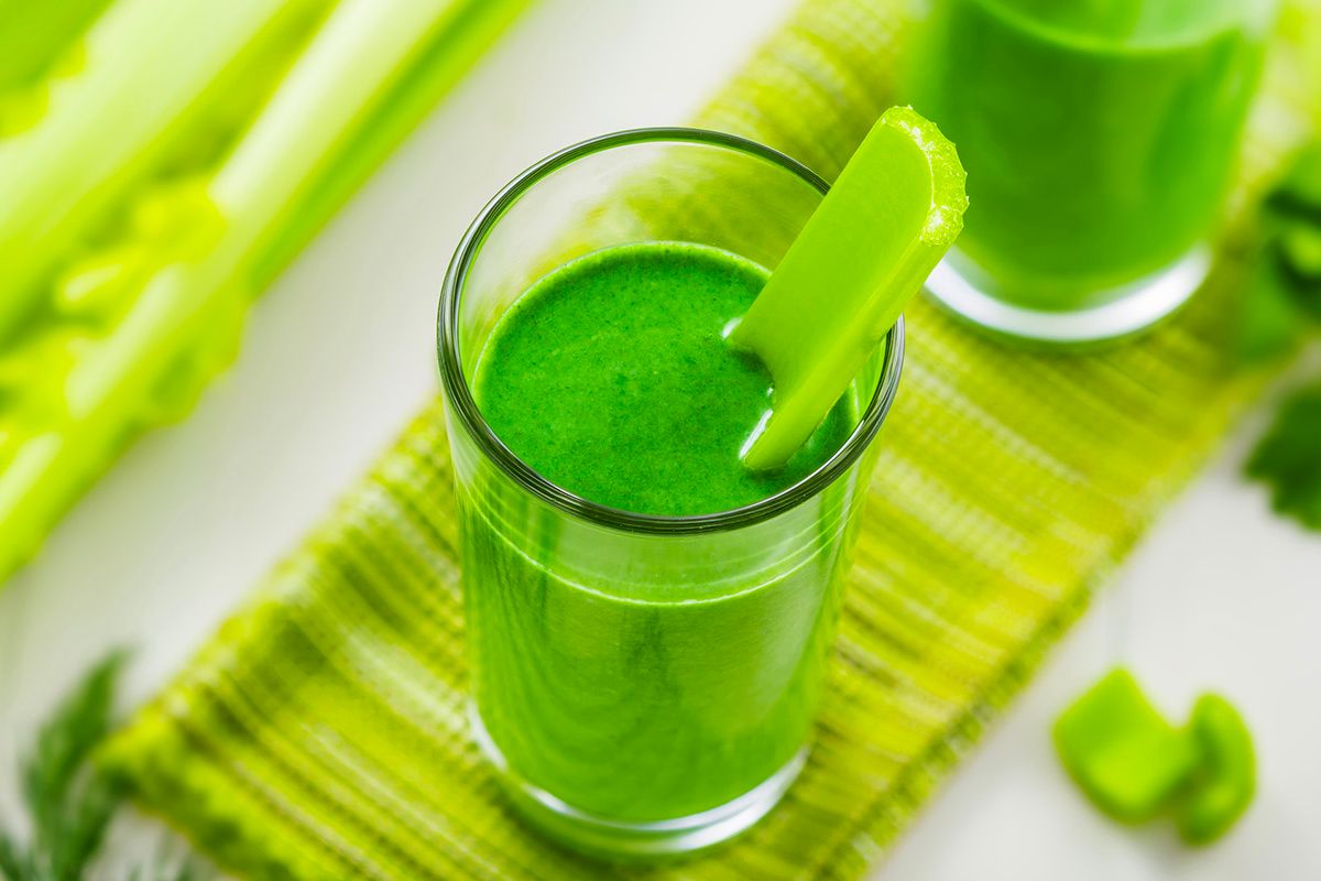 Uống nước ép cần tây có tốt không